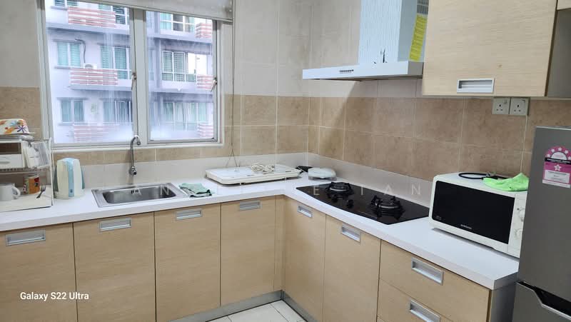 Kediaman Servis untuk Disewa di Subang Avenue - Angeline Tan - Kitchen - PropertyGuru.com.my