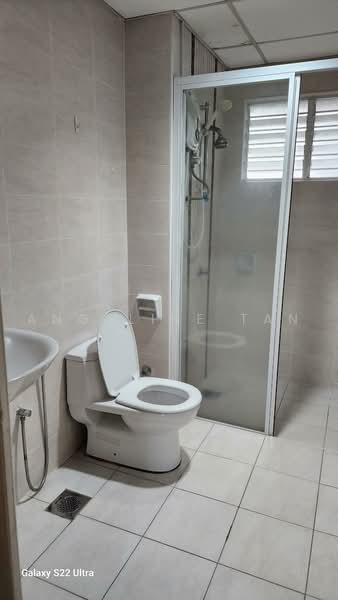 Kediaman Servis untuk Disewa di Subang Avenue - Angeline Tan - Bathroom - PropertyGuru.com.my