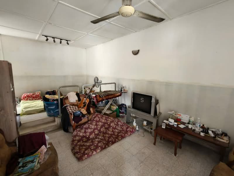 1-storey Terraced House for Sale in SS14 (Subang Jaya) - Hafiz Isa - Living Room - PropertyGuru.com.my