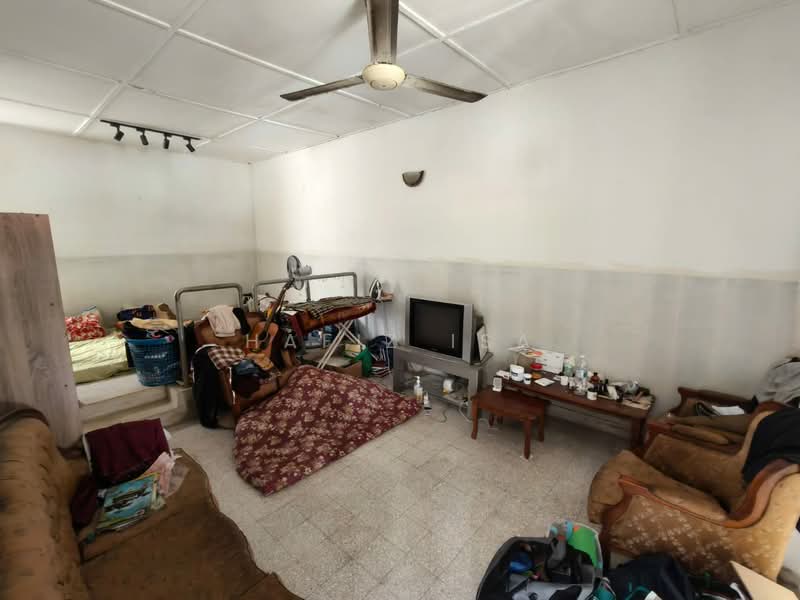 1-storey Terraced House for Sale in SS14 (Subang Jaya) - Hafiz Isa - Living Room - PropertyGuru.com.my