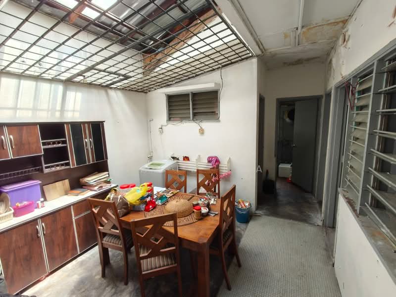 1-storey Terraced House for Sale in SS14 (Subang Jaya) - Hafiz Isa - Dining Room - PropertyGuru.com.my
