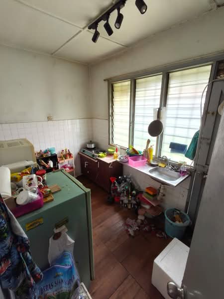 1-storey Terraced House for Sale in SS14 (Subang Jaya) - Hafiz Isa - Kitchen - PropertyGuru.com.my
