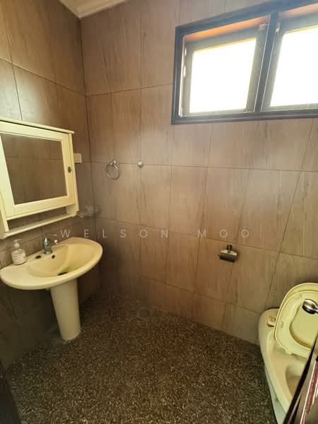 Semi-Detached House for Sale in Ampang Jaya (Ampang) - Welson Moo - Bathroom - PropertyGuru.com.my