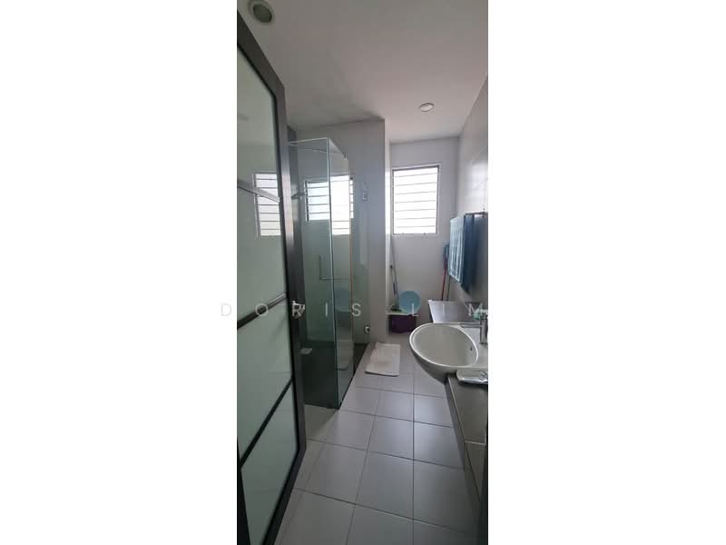 2-storey Terraced House for Sale in Setia Indah 12 (Setia Alam) - Doris Lim - Bathroom - PropertyGuru.com.my