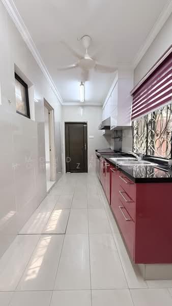 Semi-Detached House for Sale in Kota Damansara (Selangor) - Mohd Zakri Mohd Zamberi - Kitchen - PropertyGuru.com.my