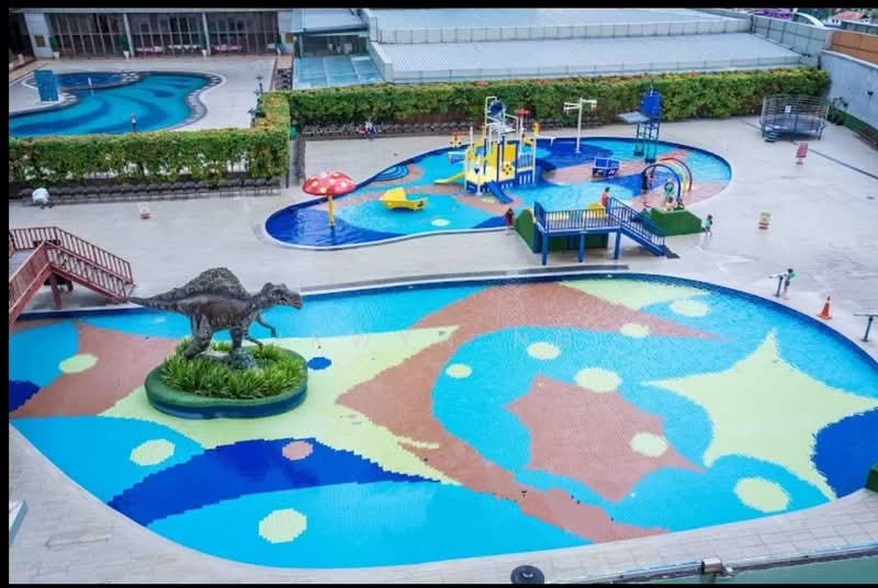 Kondominium untuk Dijual di KSL D'Esplanade Residence - Irwyn Ng - Pool - PropertyGuru.com.my