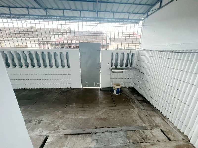 Rumah Teres 1-Tingkat untuk Dijual di Taman Johor Jaya (Johor Bahru) - Kayden Voon - Exterior - PropertyGuru.com.my