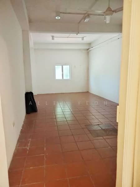 Shop for Rent in George Town (Penang) - Allen Yeoh - Interior - PropertyGuru.com.my