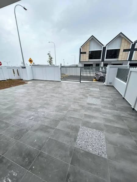 Rumah Teres 2-Tingkat untuk Dijual di Taman Desa Tebrau (Tebrau) - Kayden Voon - Exterior - PropertyGuru.com.my