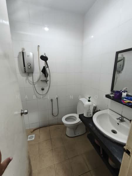 2-storey Terraced House for Sale in Kota Bharu (Kubang Kerian) - Nabila Nazori - Bathroom - PropertyGuru.com.my