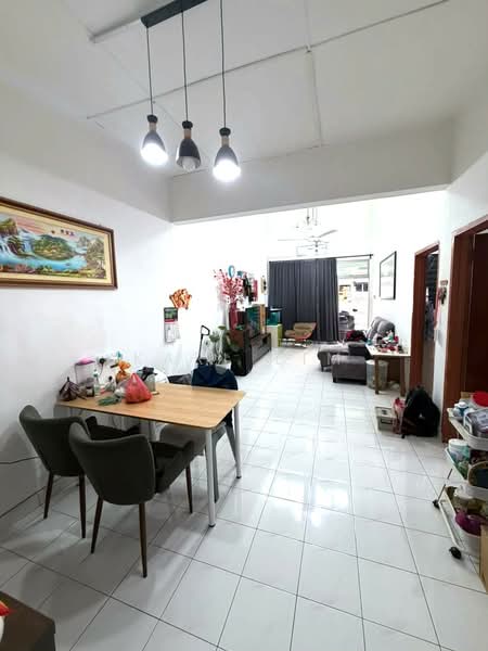 1-storey Terraced House for Sale in Taman Gaya (Ulu Tiram) - Karl Lim - Living Room - PropertyGuru.com.my