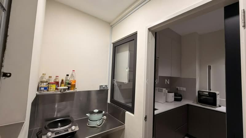 Kediaman Servis untuk Dijual di M Oscar - Tan Ru Xin - Kitchen - PropertyGuru.com.my