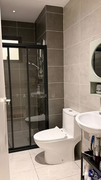 Kediaman Servis untuk Dijual di M Oscar - Tan Ru Xin - Bathroom - PropertyGuru.com.my