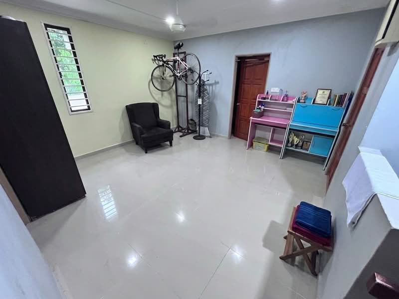 2-storey Terraced House for Sale in Seksyen 8 (Shah Alam) - Ameer Ali - Study - PropertyGuru.com.my
