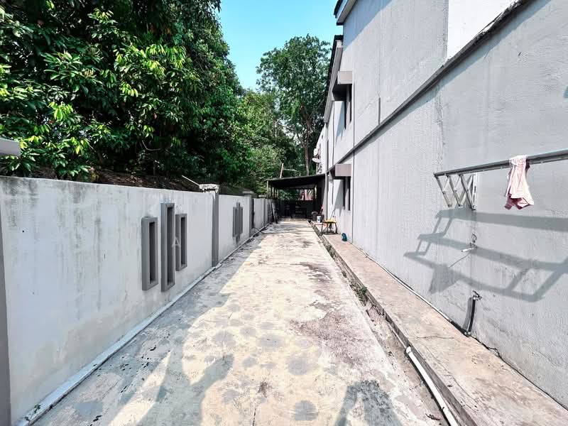2-storey Terraced House for Sale in Seksyen 8 (Shah Alam) - Ameer Ali - Exterior - PropertyGuru.com.my