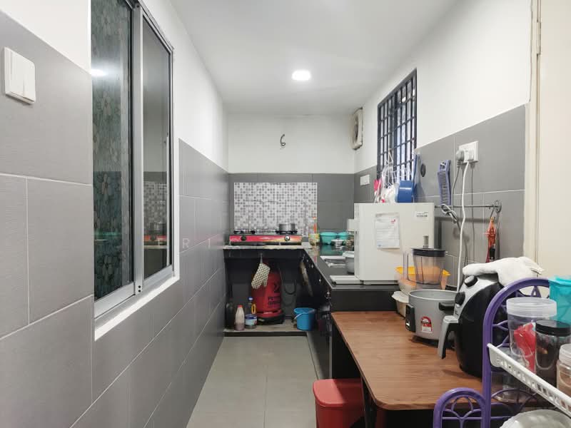 Rumah Teres 1-Tingkat untuk Dijual di Puchong (Selangor) - Eric Cheah - Kitchen - PropertyGuru.com.my