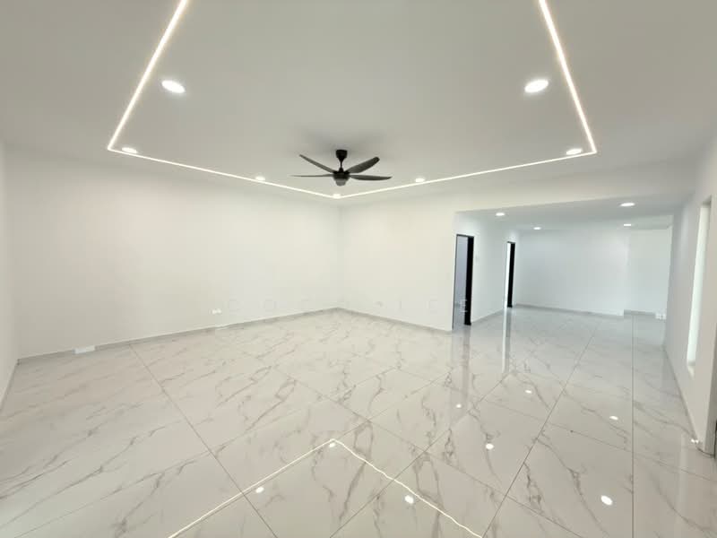 Bungalow House for Sale in Taman Puteri Wangsa (Ulu Tiram) - Coco Lee - Living Room - PropertyGuru.com.my