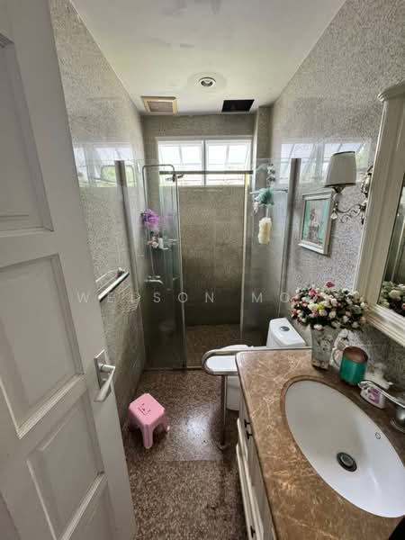 Semi-Detached House for Sale in Ukay Perdana (Ulu Kelang) - Welson Moo - Bathroom - PropertyGuru.com.my