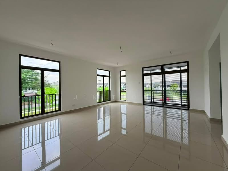 Rumah Teres 2-Tingkat untuk Dijual di Mutiara Rini (Skudai) - Jin Teok - Living Room - PropertyGuru.com.my