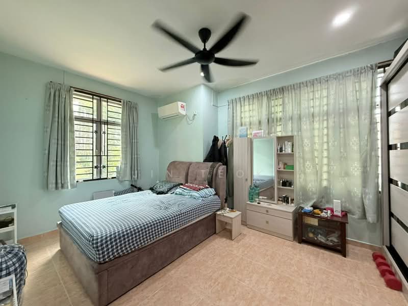 2-storey Terraced House for Sale in Taman Nusa Indah (Iskandar Puteri (Nusajaya)) - Jin Teok - Bedroom - PropertyGuru.com.my