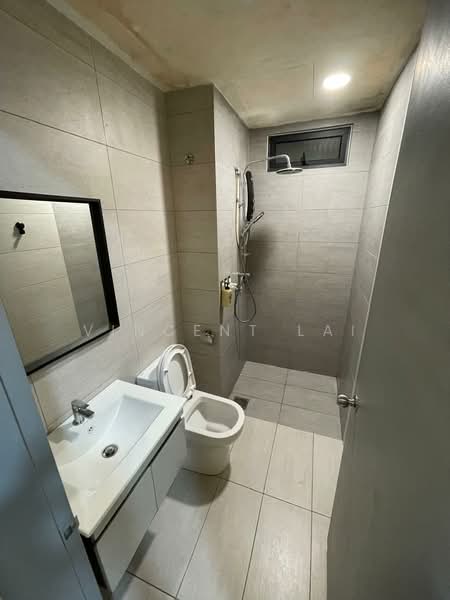 Kediaman Servis untuk Disewa di KL Traders Square - Vincent Lai - Bathroom - PropertyGuru.com.my