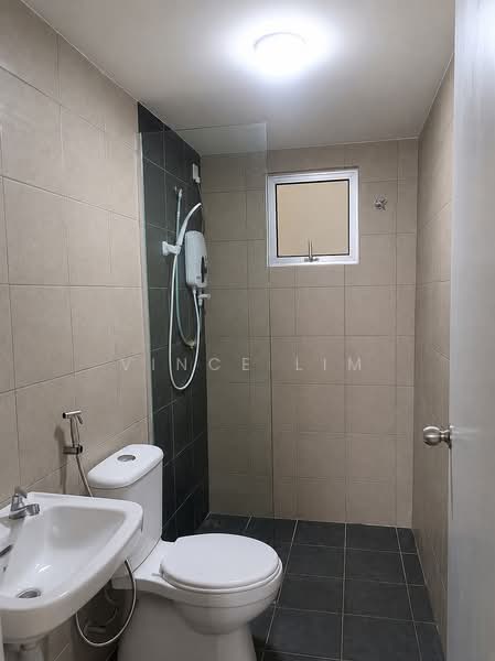Kondominium untuk Disewa di Residensi Dutamas Dahlia - Vince Lim - Bathroom - PropertyGuru.com.my
