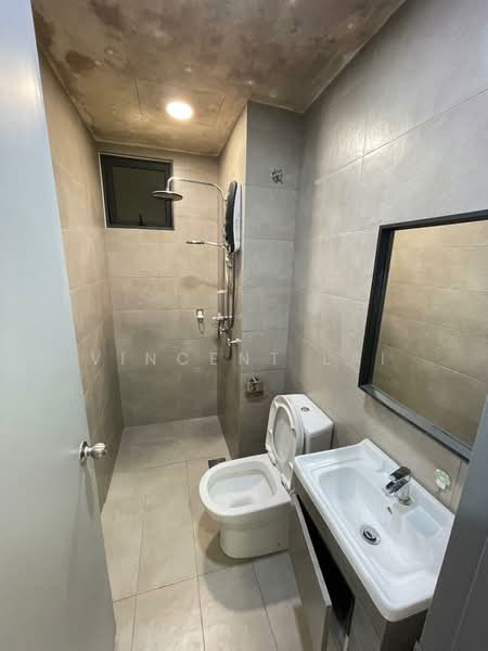 Kediaman Servis untuk Disewa di KL Traders Square - Vincent Lai - Bathroom - PropertyGuru.com.my