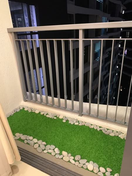 Kediaman Servis untuk Disewa di KL Traders Square - Vincent Lai - Balcony - PropertyGuru.com.my