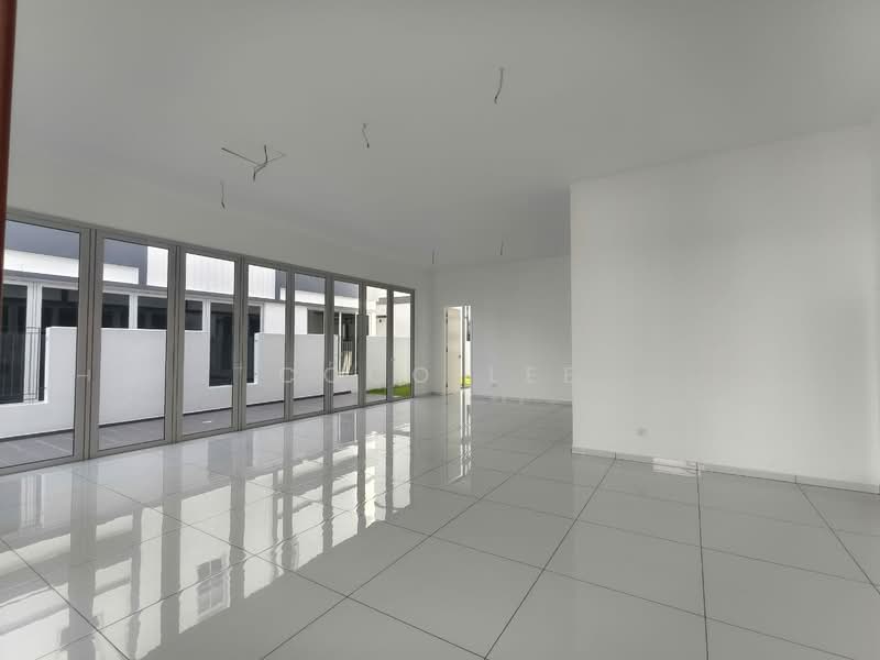 Semi-Detached House for Sale in Taman Ekoflora (Johor Bahru) - Coco Lee - Living Room - PropertyGuru.com.my