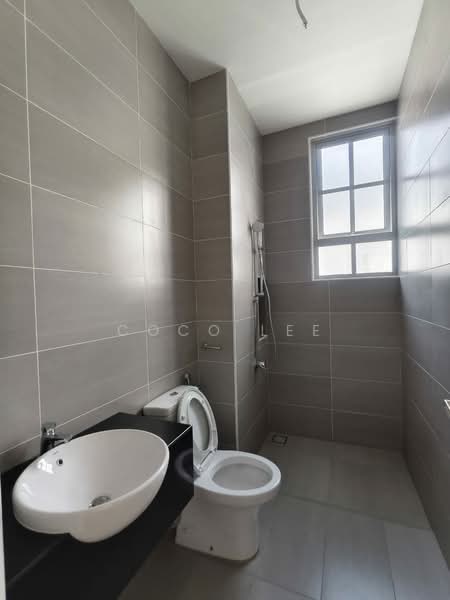 Semi-Detached House for Sale in Taman Ekoflora (Johor Bahru) - Coco Lee - Bathroom - PropertyGuru.com.my