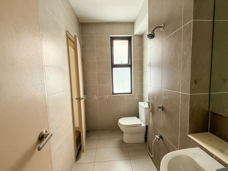 2-storey Terraced House for Sale in Elmina (Shah Alam) - Adibah Salim - Bathroom - PropertyGuru.com.my