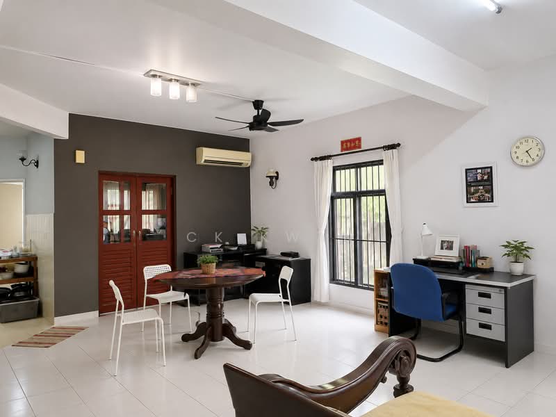 2-storey Terraced House for Sale in Kota Damansara (Selangor) - CK Kwan - Living Room - PropertyGuru.com.my