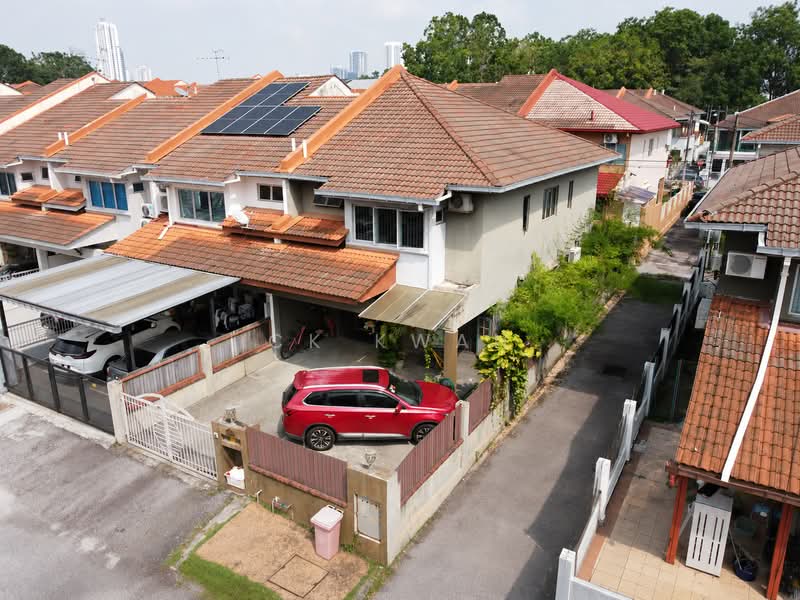 2-storey Terraced House for Sale in Kota Damansara (Selangor) - CK Kwan - Exterior - PropertyGuru.com.my