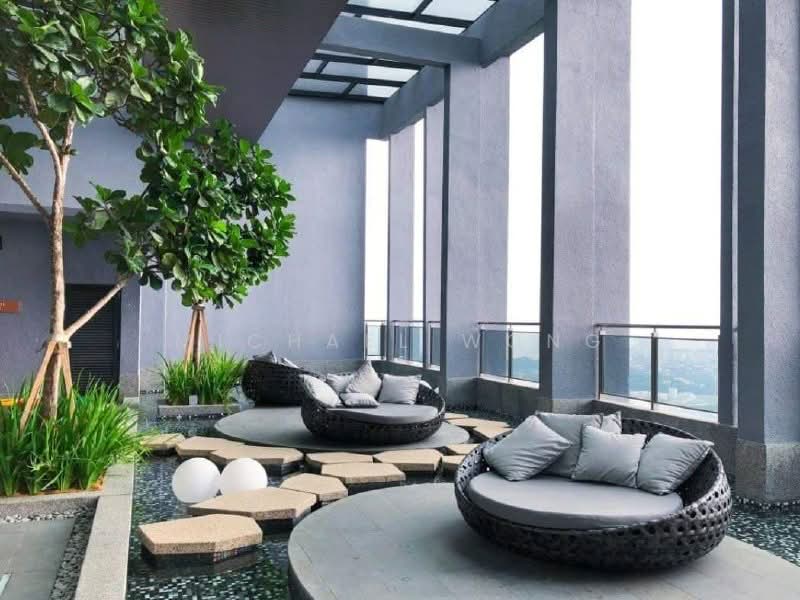 Kediaman Servis untuk Dijual di Expressionz Professional Suites - Michael Wong - Balcony - PropertyGuru.com.my