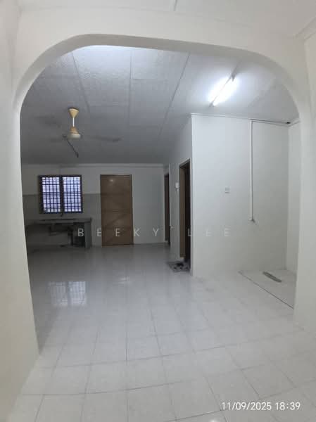 Rumah Teres 1-Tingkat untuk Dijual di Taman Desa Jana 2 (Kamunting) - Beeky Lee - Kitchen - PropertyGuru.com.my