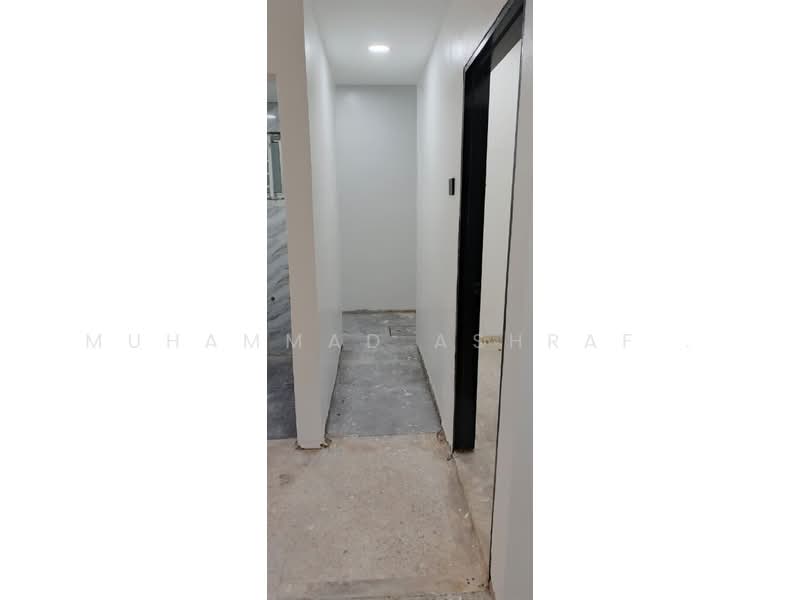 Rumah Teres 1-Tingkat untuk Dijual di Taman Sikamat Utama (Sikamat) - Muhammad Ashraf . - Corridor - PropertyGuru.com.my