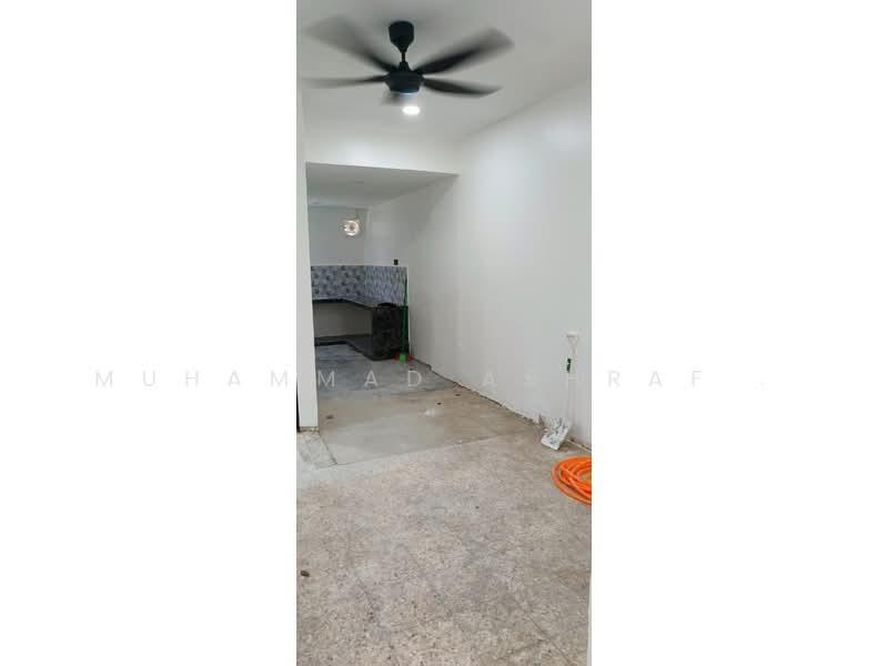 Rumah Teres 1-Tingkat untuk Dijual di Taman Sikamat Utama (Sikamat) - Muhammad Ashraf . - Kitchen - PropertyGuru.com.my