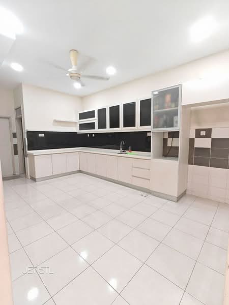 2-storey Terraced House for Sale in Setia Alam (Selangor) - Andrew Ang - Kitchen - PropertyGuru.com.my