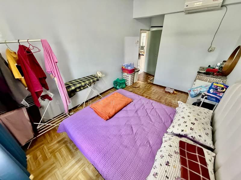 Pangsapuri untuk Dijual di Permai Villa - Adibah Salim - Bedroom - PropertyGuru.com.my