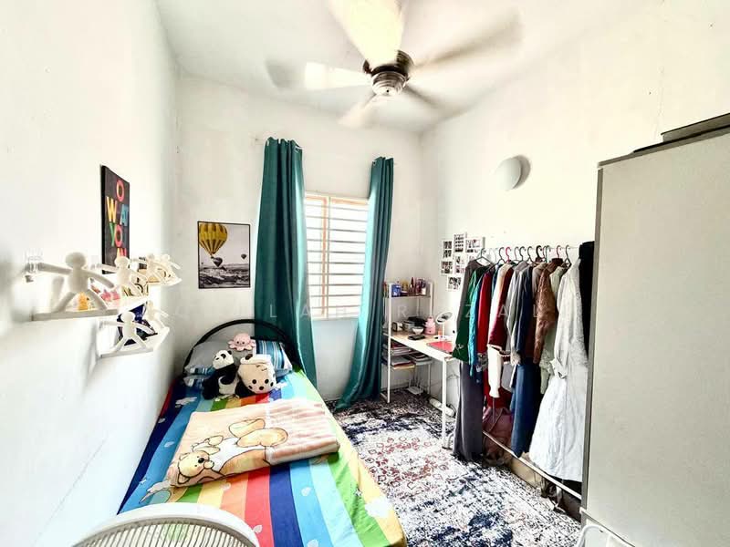 2-storey Terraced House for Sale in Serendah (Selangor) - Aqillah Razali - Bedroom - PropertyGuru.com.my