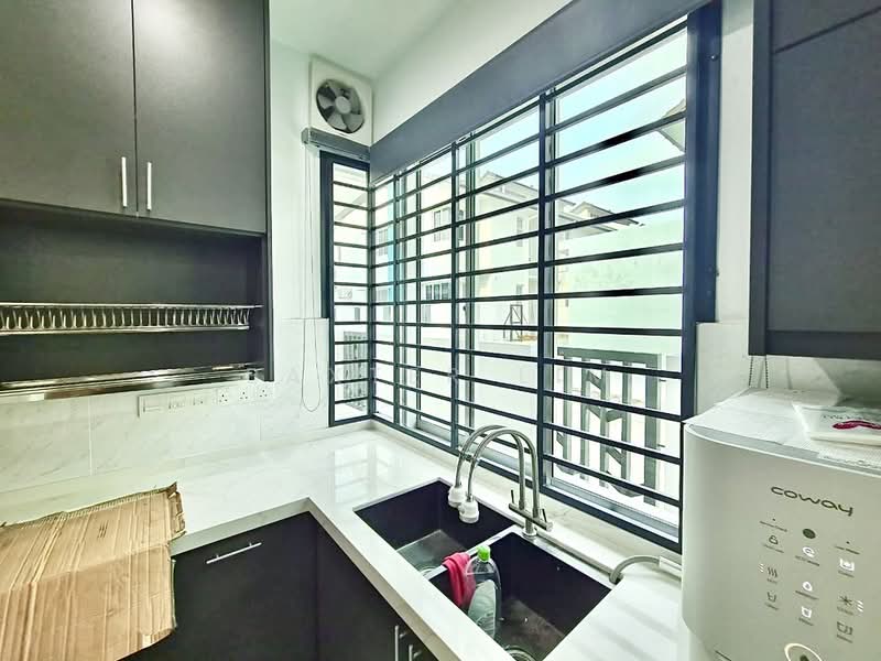 2-storey Terraced House for Rent in Sepang (Selangor) - Baxter Lim - Kitchen - PropertyGuru.com.my
