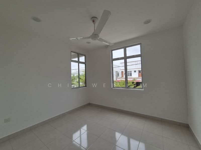 Rumah Teres 2-Tingkat untuk Dijual di Taman Mengkibol (Kluang) - Chin Wei Lim - PropertyGuru.com.my