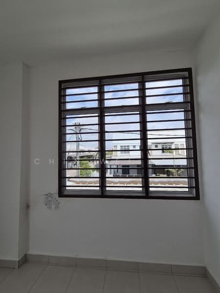 Rumah Teres 2-Tingkat untuk Dijual di Taman Mengkibol (Kluang) - Chin Wei Lim - PropertyGuru.com.my