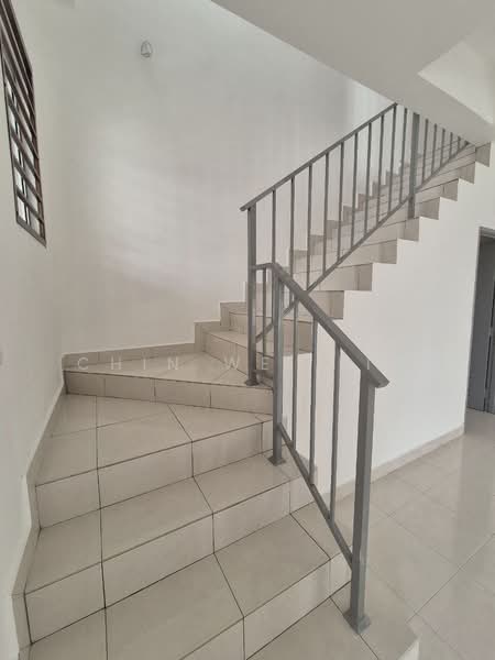 Rumah Teres 2-Tingkat untuk Dijual di Taman Mengkibol (Kluang) - Chin Wei Lim - PropertyGuru.com.my