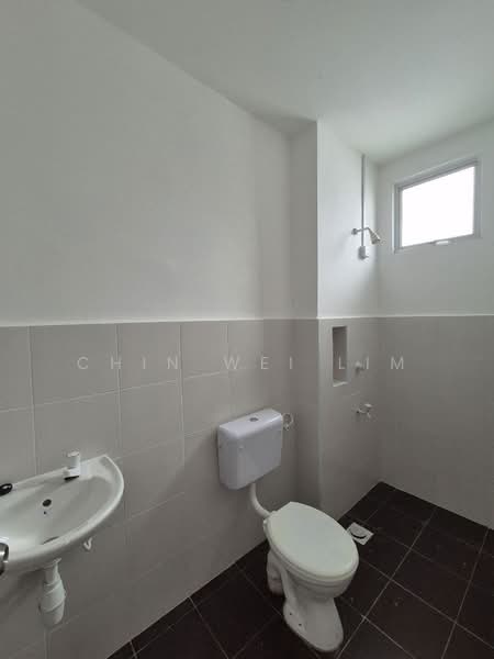Rumah Teres 2-Tingkat untuk Dijual di Taman Mengkibol (Kluang) - Chin Wei Lim - PropertyGuru.com.my