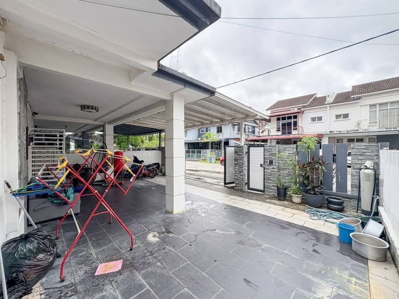 Rumah Kluster untuk Dijual di Bandar Saujana Putra (Tanjong Duabelas) - Izzat Zamros - Exterior - PropertyGuru.com.my