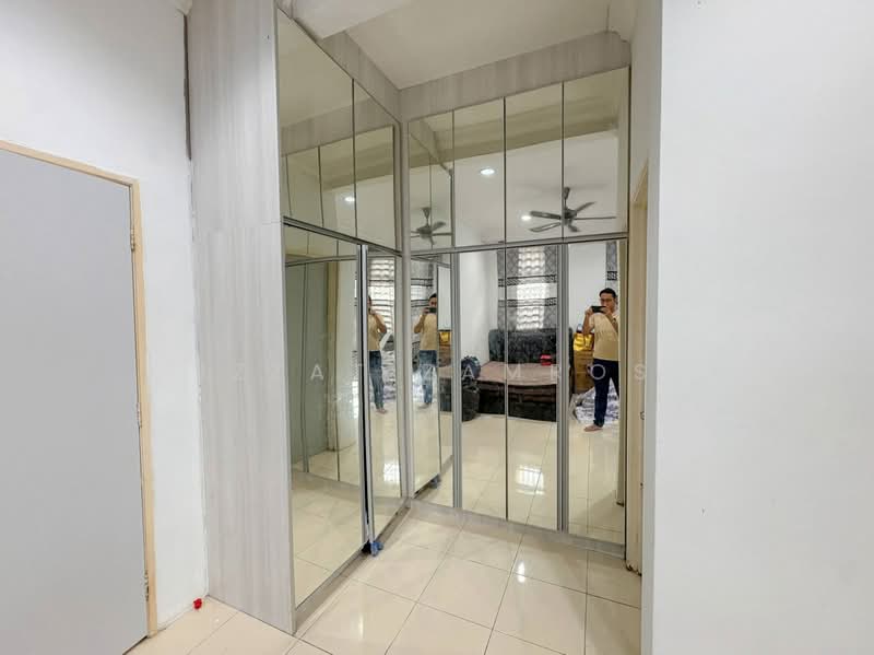 Rumah Kluster untuk Dijual di Bandar Saujana Putra (Tanjong Duabelas) - Izzat Zamros - Interior - PropertyGuru.com.my