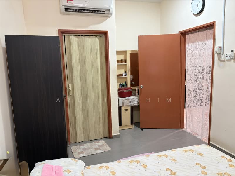 Rumah Teres 1-Tingkat untuk Dijual di Taman Pandan Jaya (Ampang) - Azli Ibrahim - PropertyGuru.com.my
