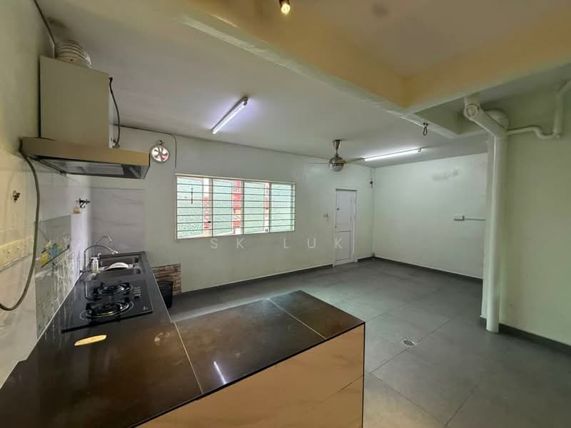 Rumah Teres 2-Tingkat untuk Dijual di Taman Bukit Rawang Jaya (Rawang) - SK Luk - Kitchen - PropertyGuru.com.my