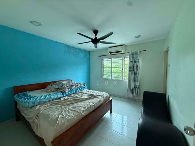 Rumah Teres 2-Tingkat untuk Dijual di Taman Bukit Rawang Jaya (Rawang) - SK Luk - Bedroom - PropertyGuru.com.my